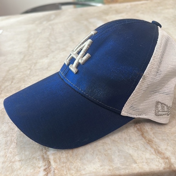 LA baseball hat - Picture 2 of 8